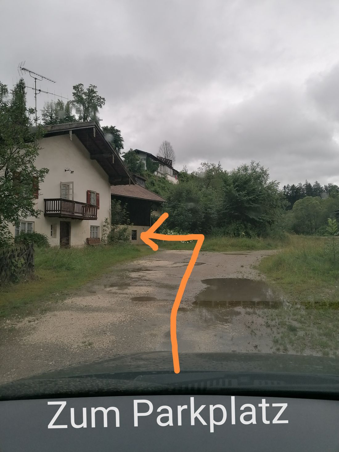Zum Parkplatz