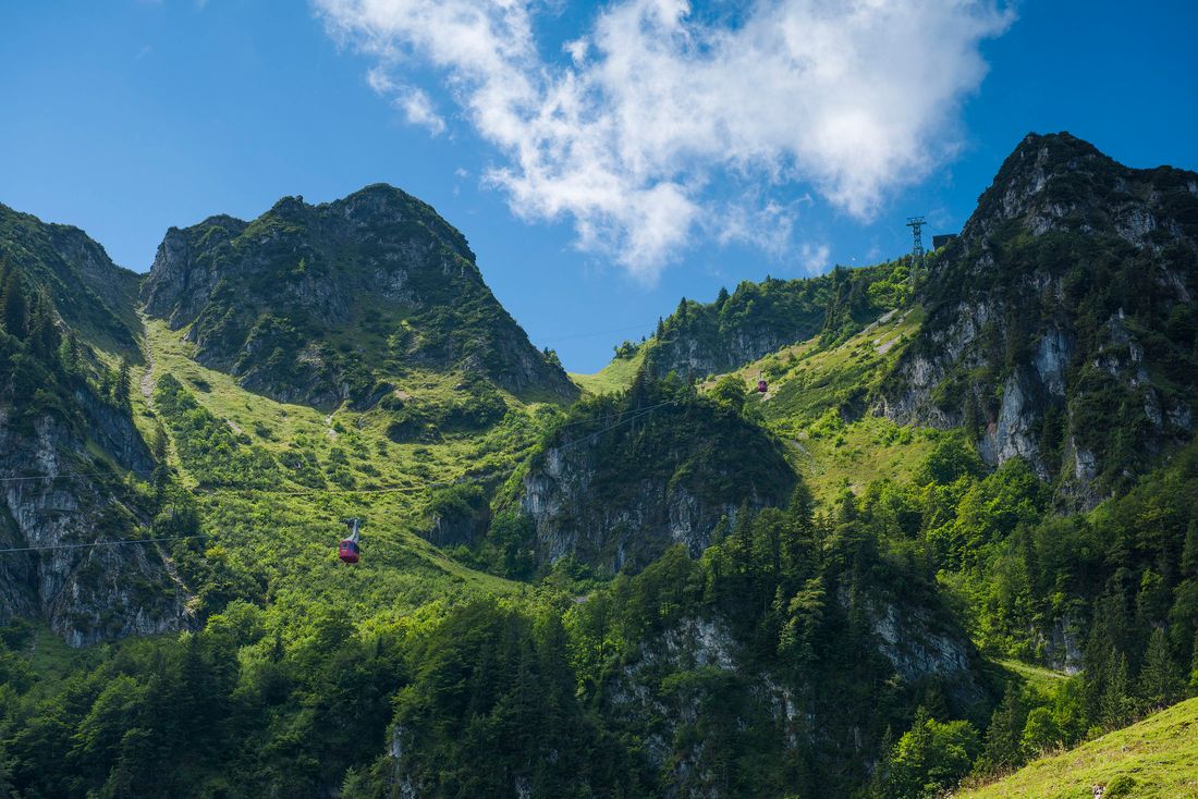 Hochfellnseilbahn über Bründlingalm