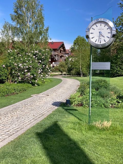 Für die Golfer: Tee Time?