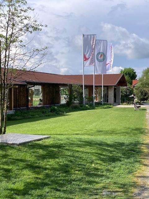 Für die Golfer: Driving Range