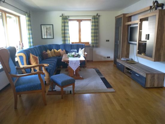 Ihr gemütliches helles Wohnzimmer