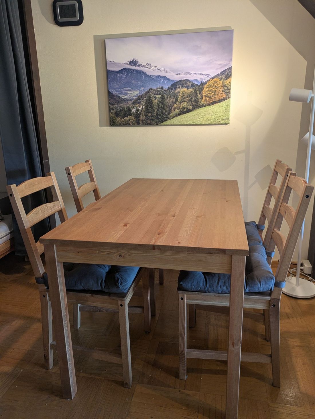 Esstisch