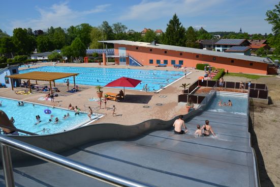 Schwimmbad Traunstein II