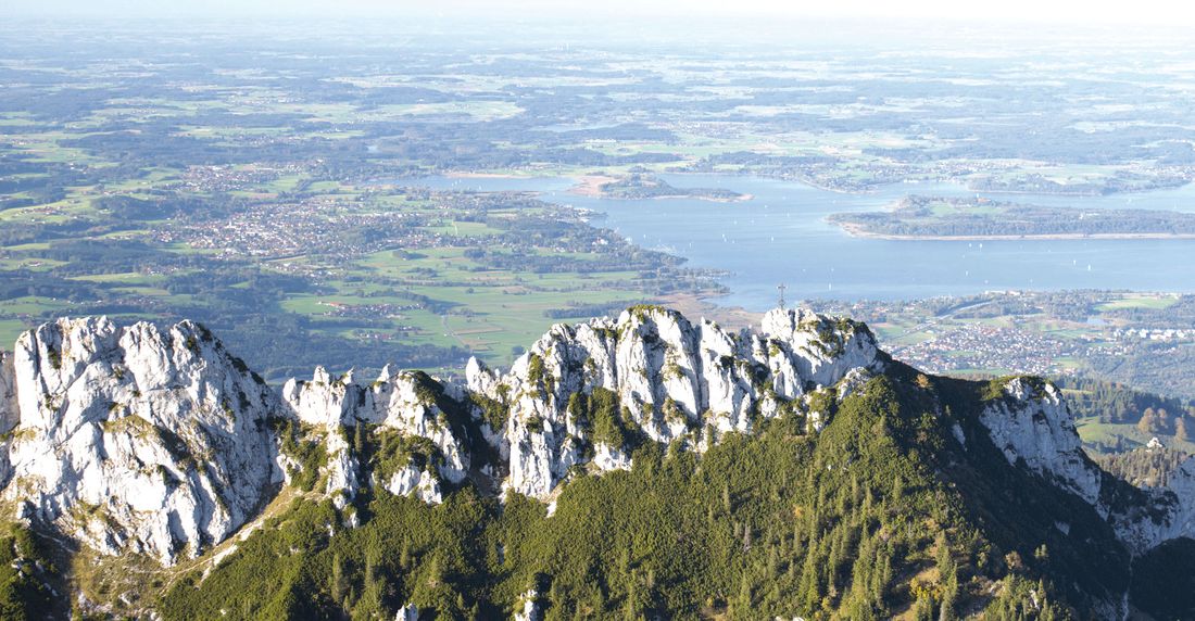 kampenwand-luftaufnahme-massiv-chiemsee